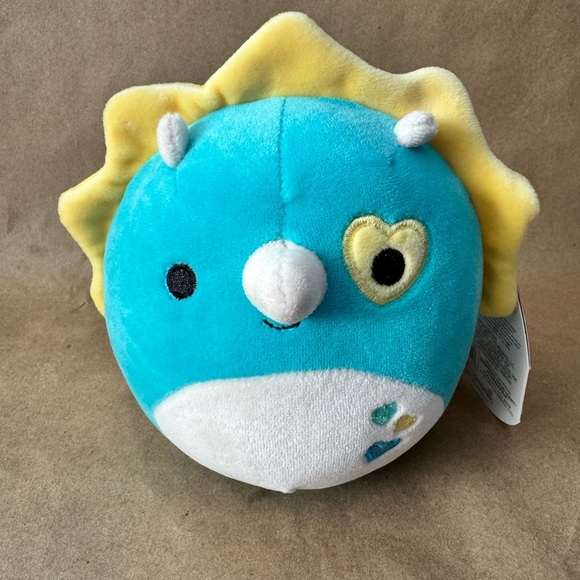 Squishmallows Other - NWT 5” Braedon (Hearts) The Triceratops Squishmallow